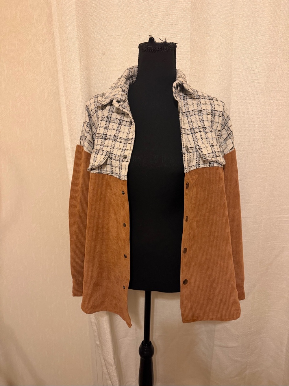 Two-Tone Plaid Yoke Corduroy Utility Jacket in Cream and Brown - Picture 5 of 7